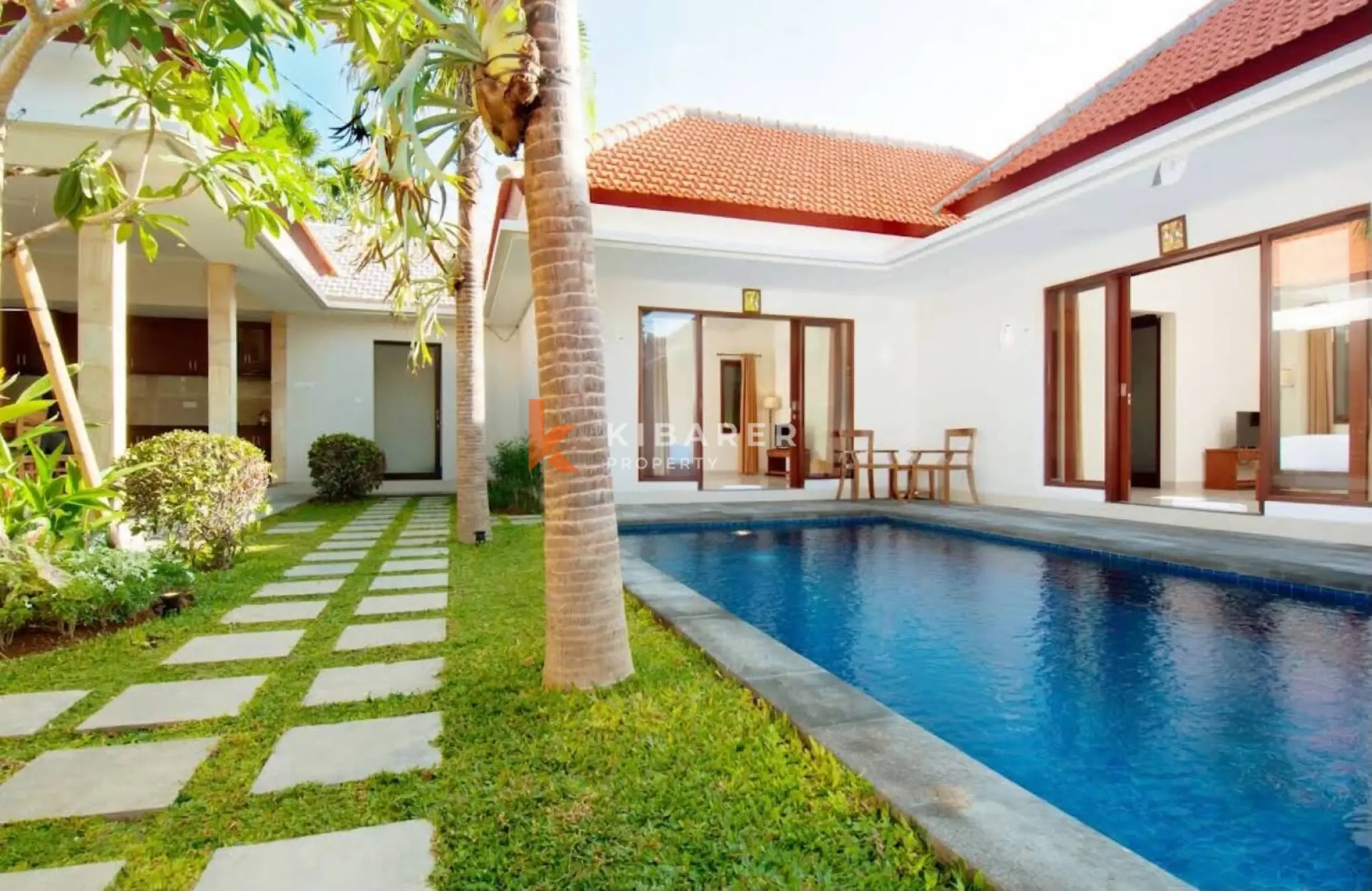 Charming Bali-Style Three-Bedroom Villa with Tropical Garden in Berawa — image 10