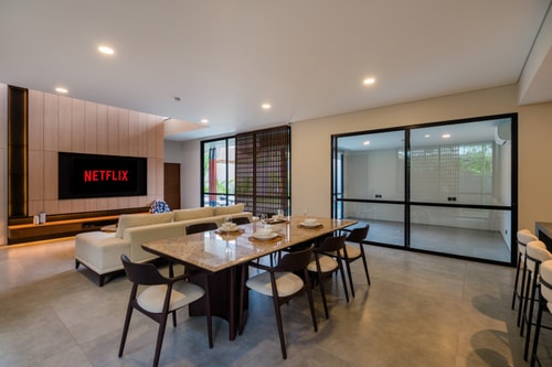 Uluwatu 3BR Villa | Gym, Pool & Private Office in Bukit, Bali — image 2