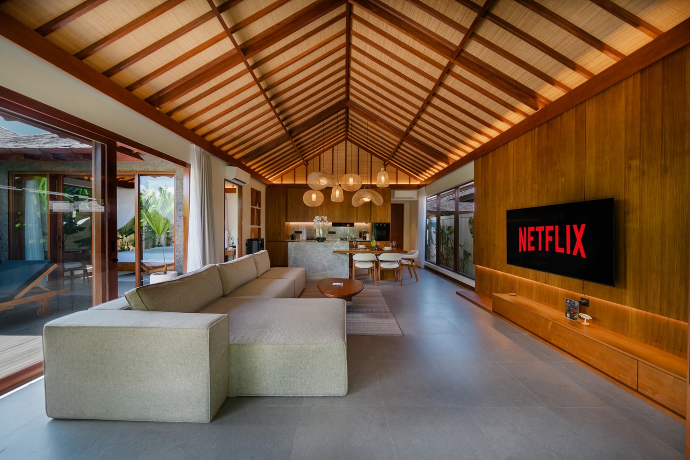1BR Luxe Ubud Villa | Pool & Bathtub, Near Palace in Ubud, Bali — image 3