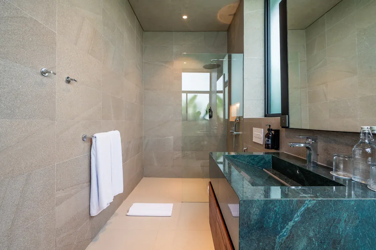 3 BR Tropical-Modern Pool Villa Canggu — 3BR Villa Rental in Canggu — image 15