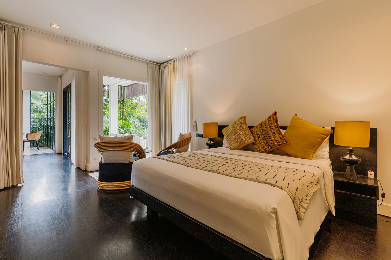 5 Stars Boutique Villa Umalas - Pool & BBQ in Seminyak, Bali — image 13