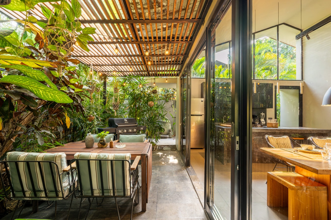 2BR Pererenan Outdoor Bathtub Villa | Near Beaches in Pererenan, Bali — image 15