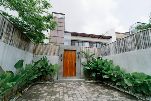 4BR Canggu Retreat Villa – Sunbed Rooftop & Pool in Canggu, Bali — image 10