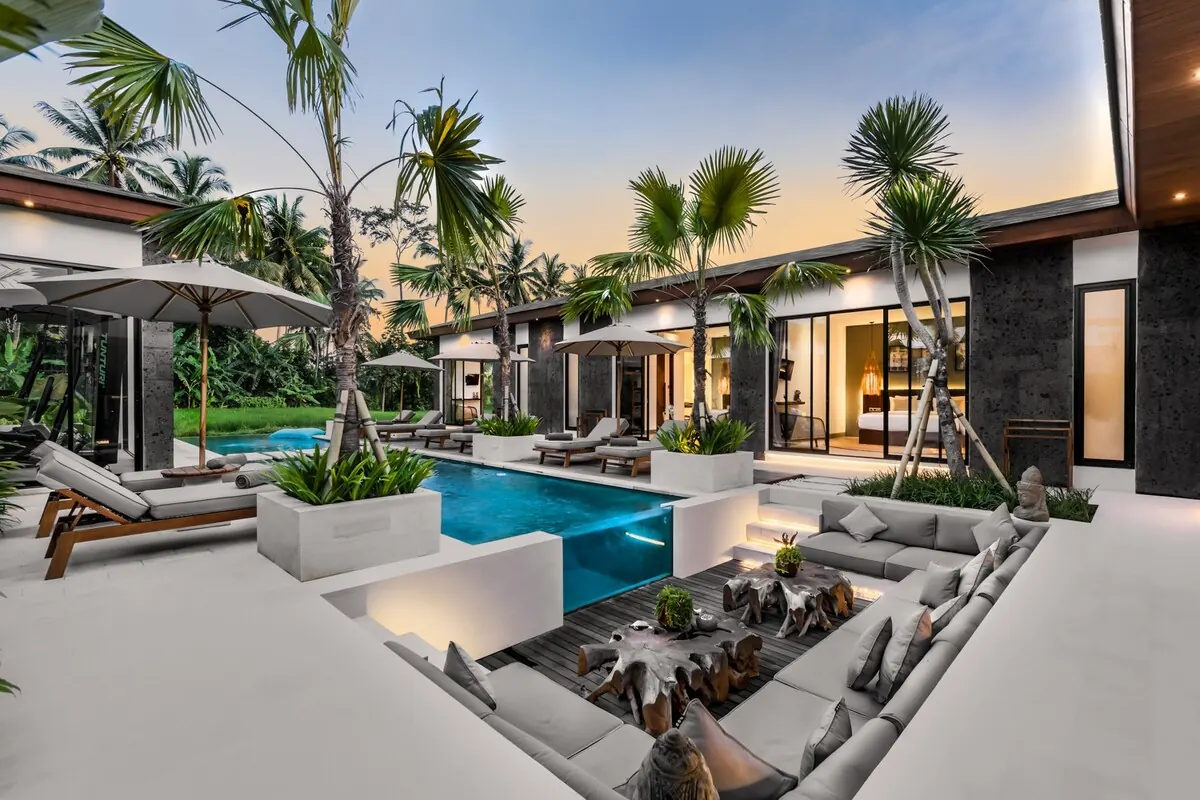 5 BR Designer Courtyard Retreat Ubud — 5BR Villa Rental in Ubud — image 8