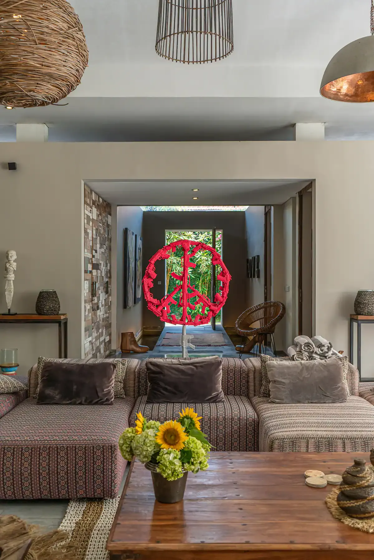 4 BR Open-Air Family Villa Canggu — 4BR Villa Rental in Canggu — image 16