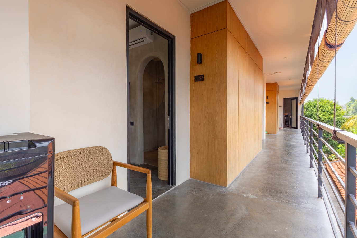 Modern 1BR Center Ubud Studio | Pool, Near Palace - Ubud, Bali — image 13