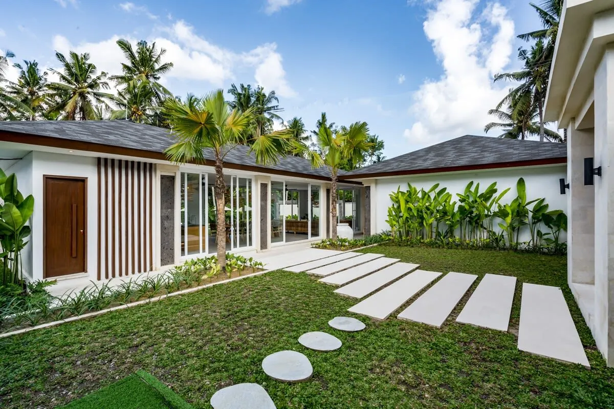 6 BR Contemporary Pavilion Residence Ubud — 6BR Residence Rental in Ubud — image 18