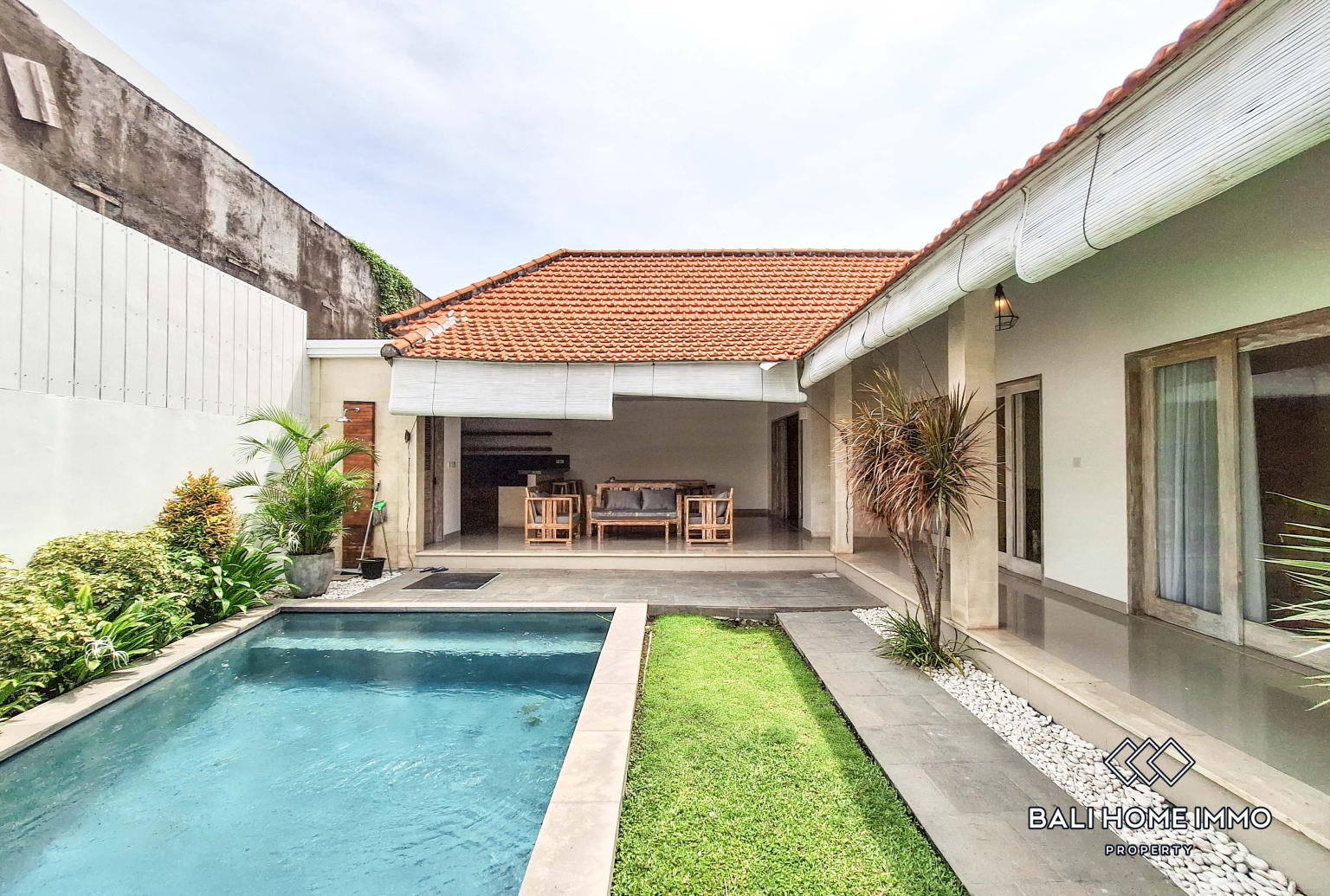 3 Bedroom Family Villa For Rent in Canggu Berawa