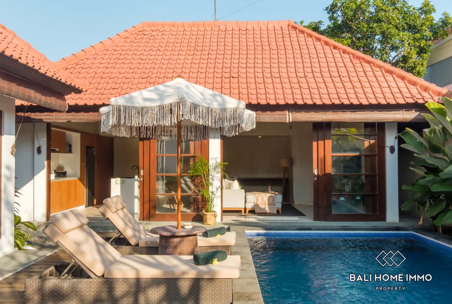 3 Bedroom Family Villa for Rent in Canggu Residential Side — image 1