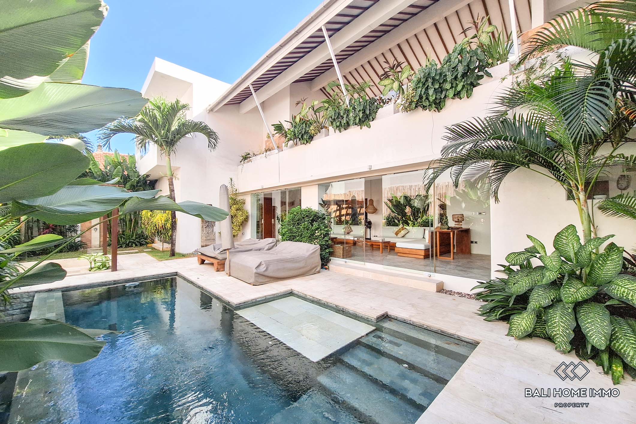 3 Bedroom Family Villa For Rent in Pererenan Beachside