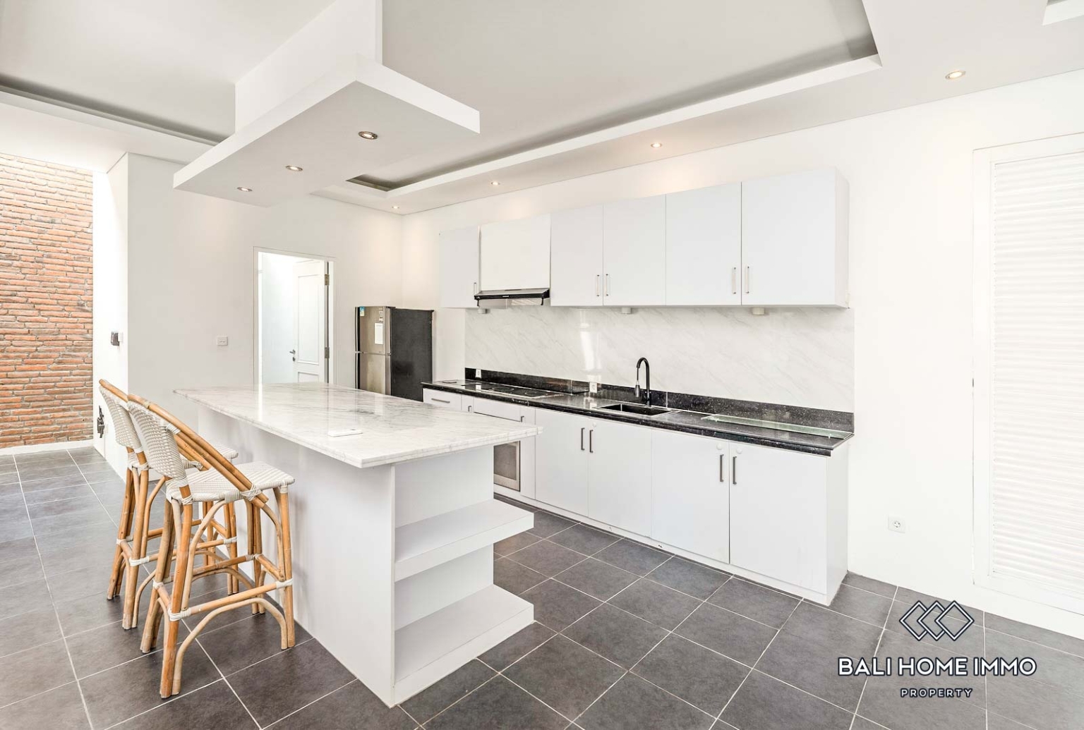 3 Bedroom Family Villa for Rent in Seminyak Beachside — image 5