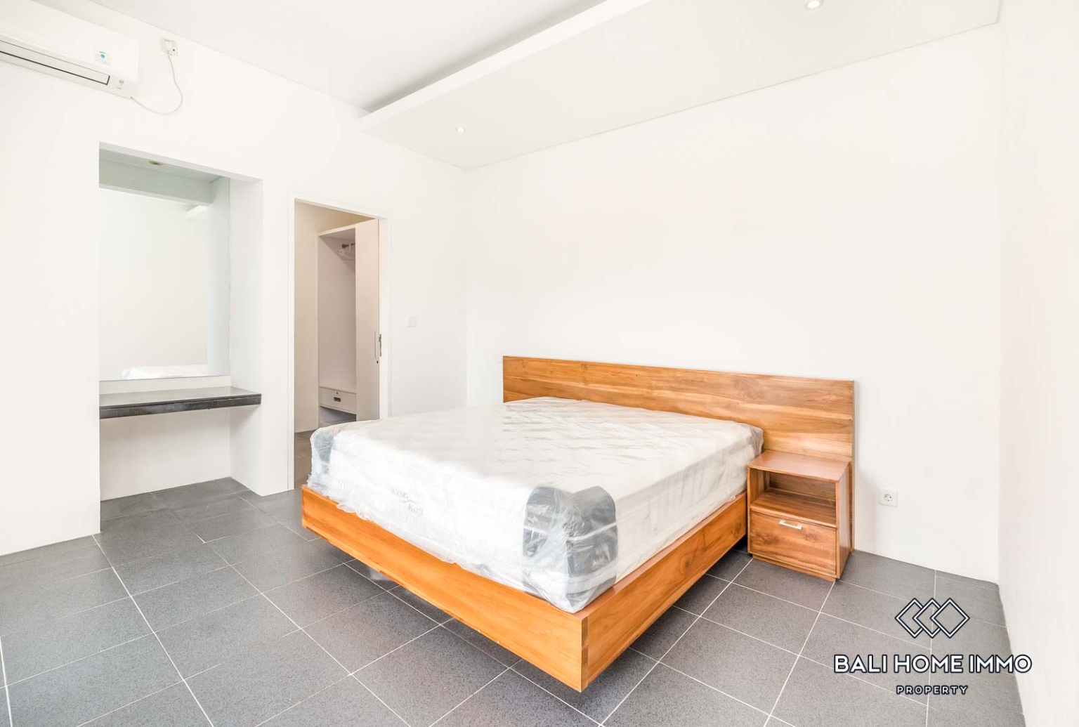 3 Bedroom Family Villa for Rent in Seminyak Beachside — image 16