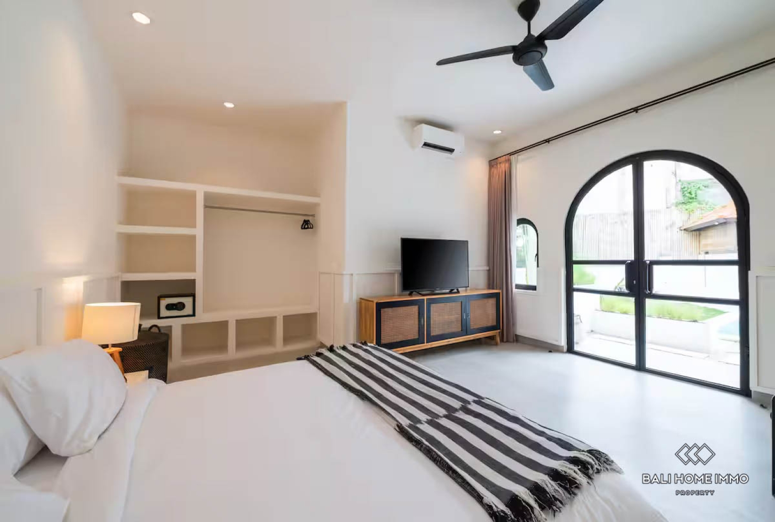 3 bedroom Family Villa with Garden for rental in Padang Linjong Canggu — image 8