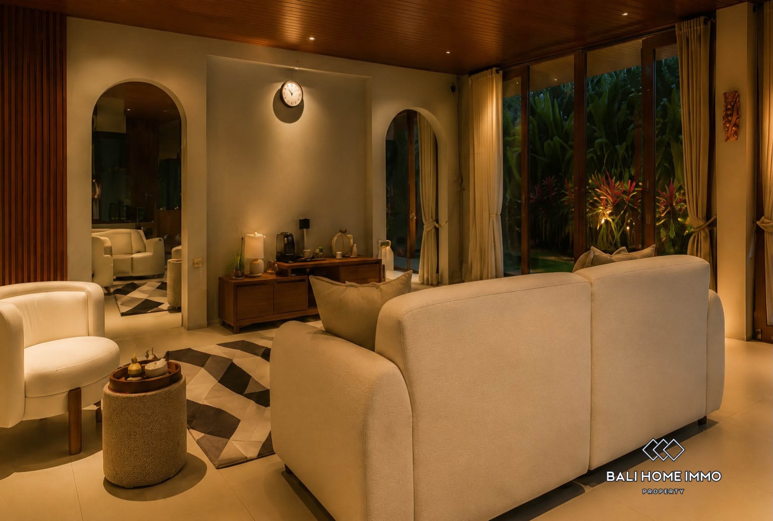 3 Bedroom Family Villa with ricefield view for rent in Mas, Ubud — image 2