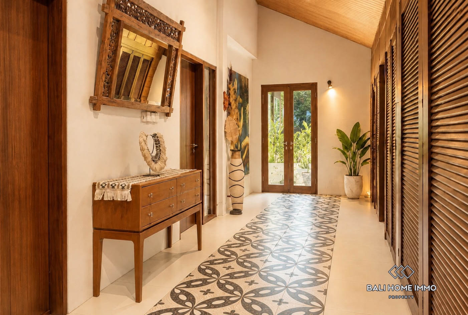 3 Bedroom Family Villa with ricefield view for rent in Mas, Ubud — image 5