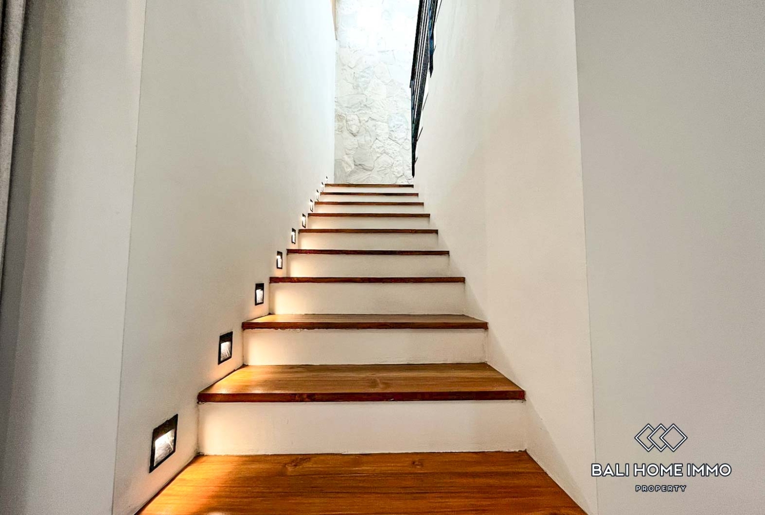 3 Bedroom Modern Family Villa for Rent in Canggu Berawa — image 3