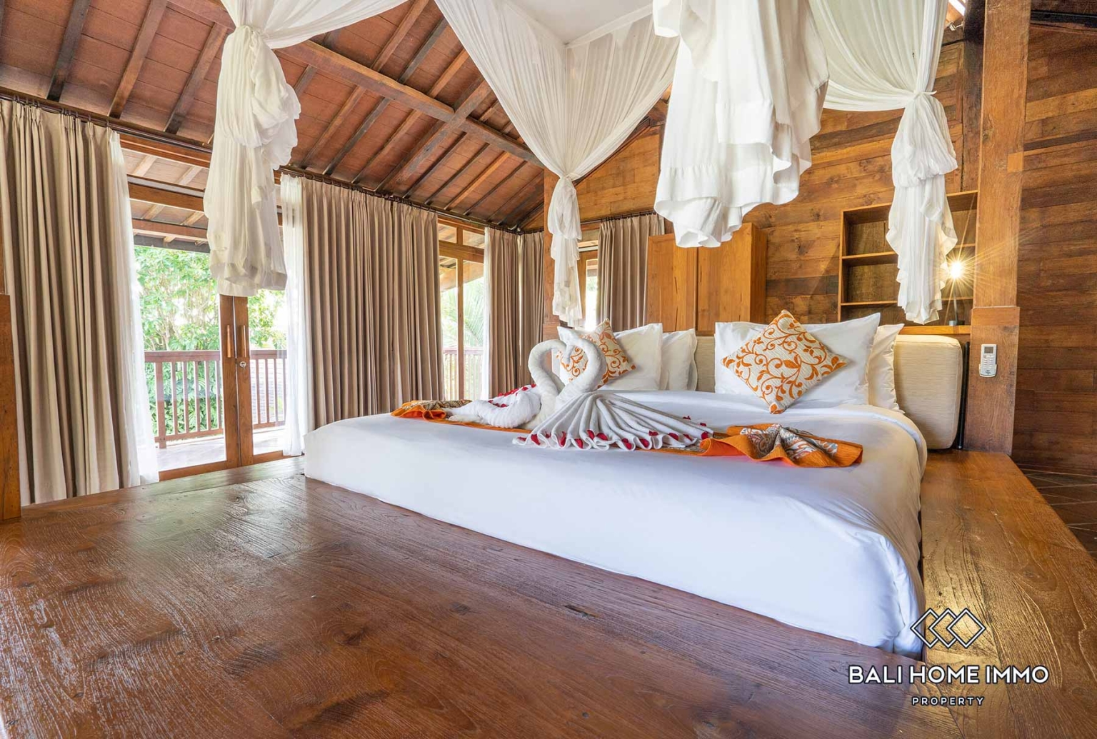 3 Bedroom Ricefield View Villa for Rent in Ubud — image 15
