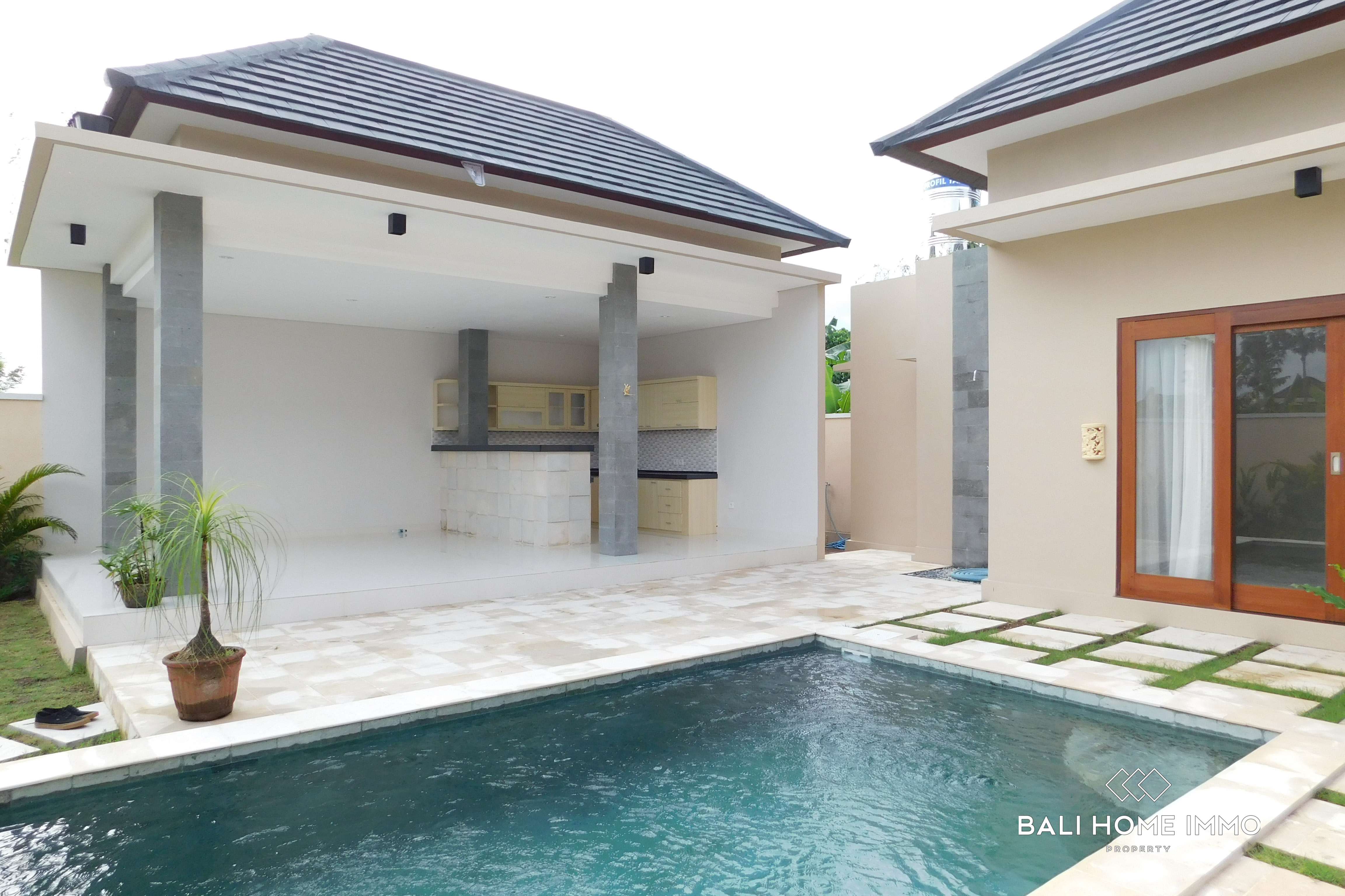 3 Bedroom villa for rent in Bali Canggu — image 1