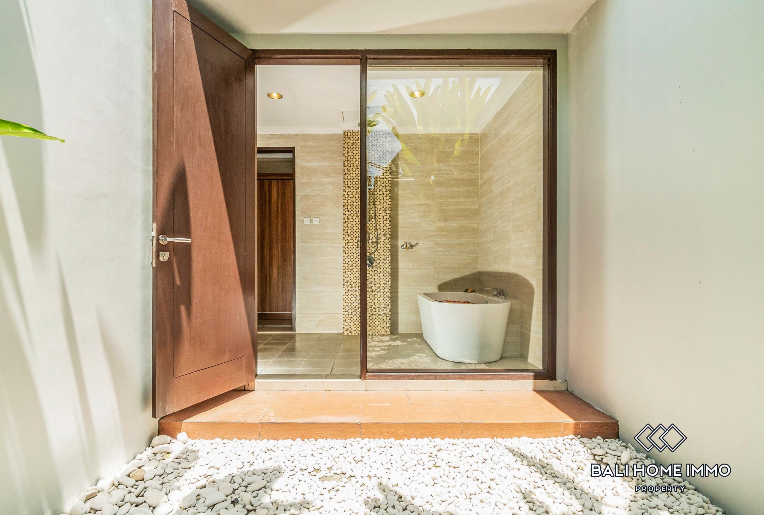 3 Bedroom Villa for Rent in Canggu Batu Bolong — image 19