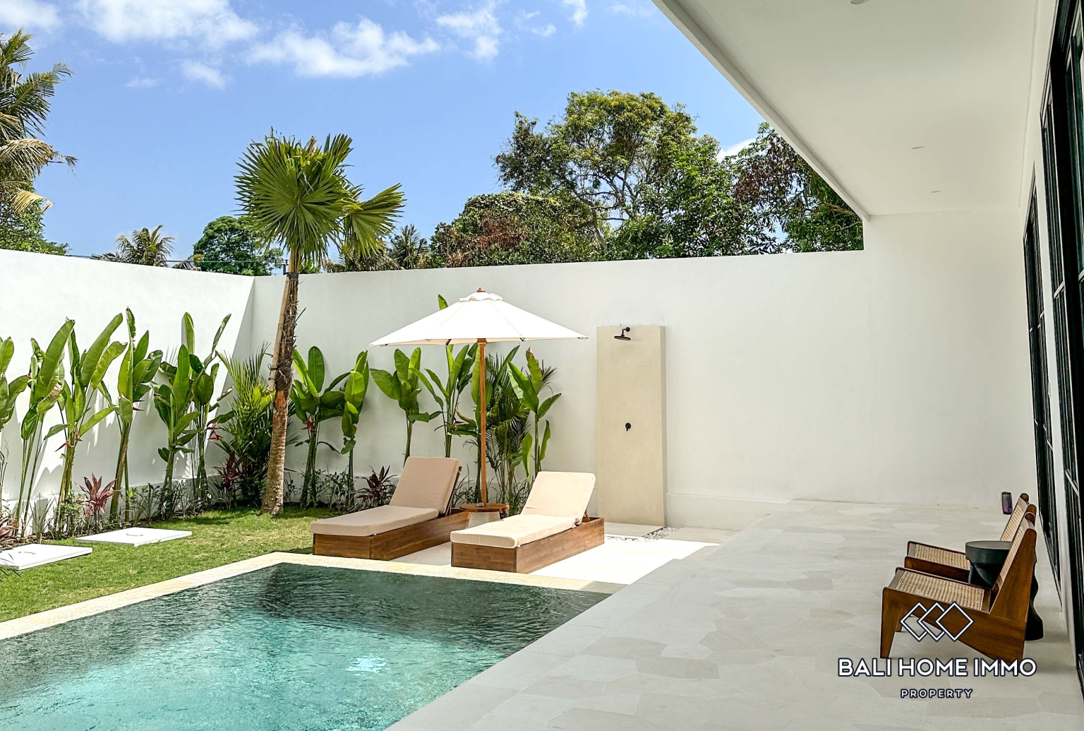 3 Bedroom Villa for Rent in Seseh Beachside — image 17