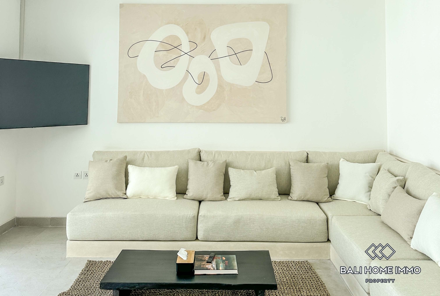 3 Bedroom Villa for Rent in Seseh Beachside — image 2