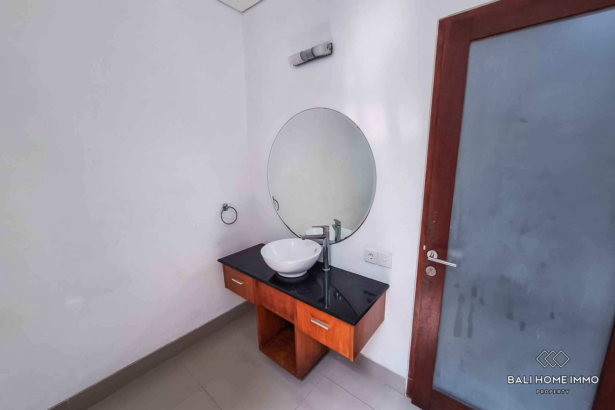 3 Bedrooms villa for rent in Canggu Berawa — image 14