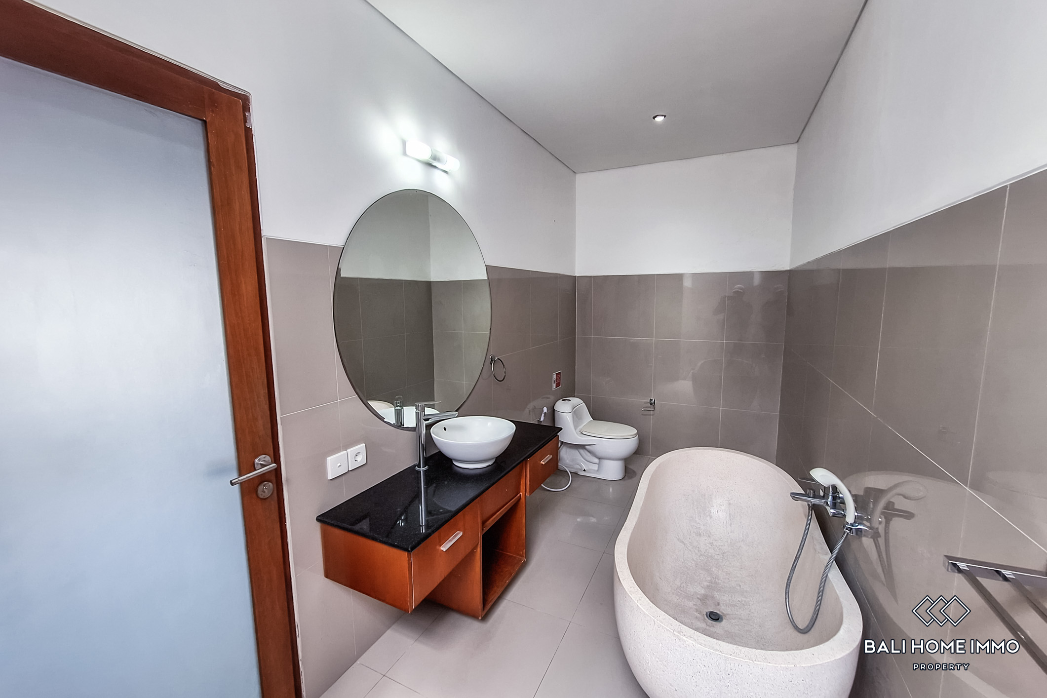 3 Bedrooms villa for rent in Canggu Berawa — image 15