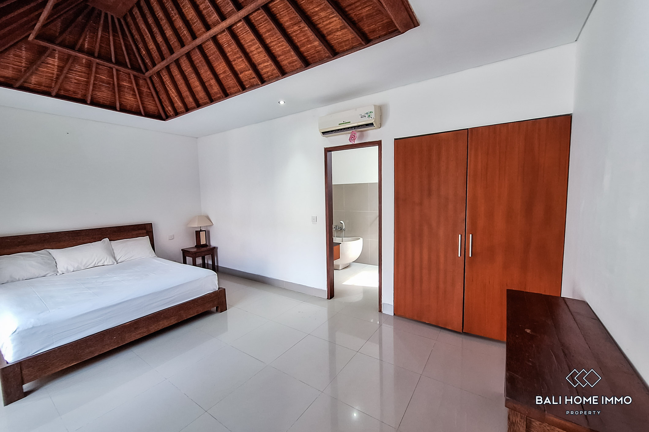 3 Bedrooms villa for rent in Canggu Berawa — image 13