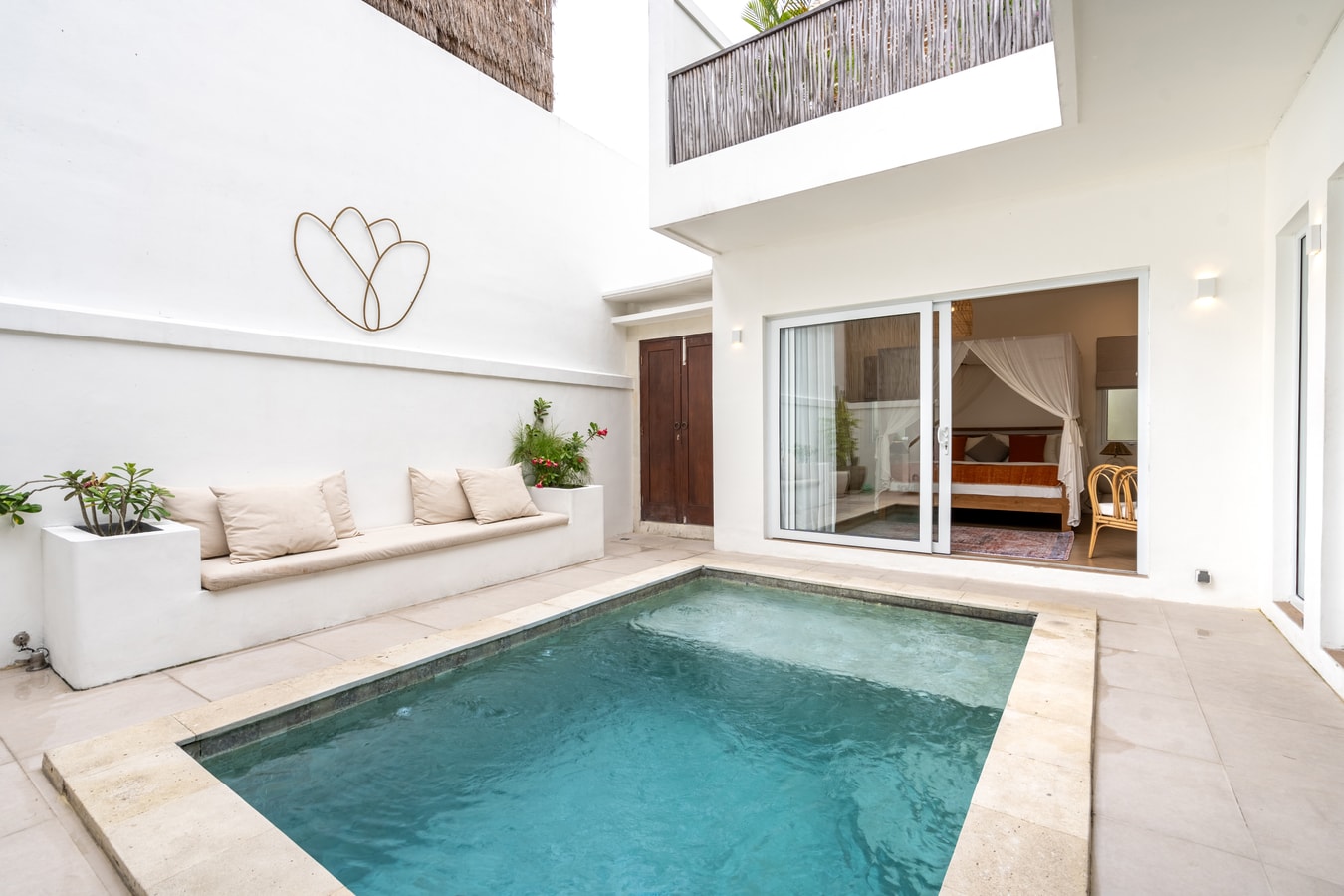 Canggu 1-Bedroom Roof Villa | Swimming Pool, Near Berawa Beach - Canggu, Bali — image 13
