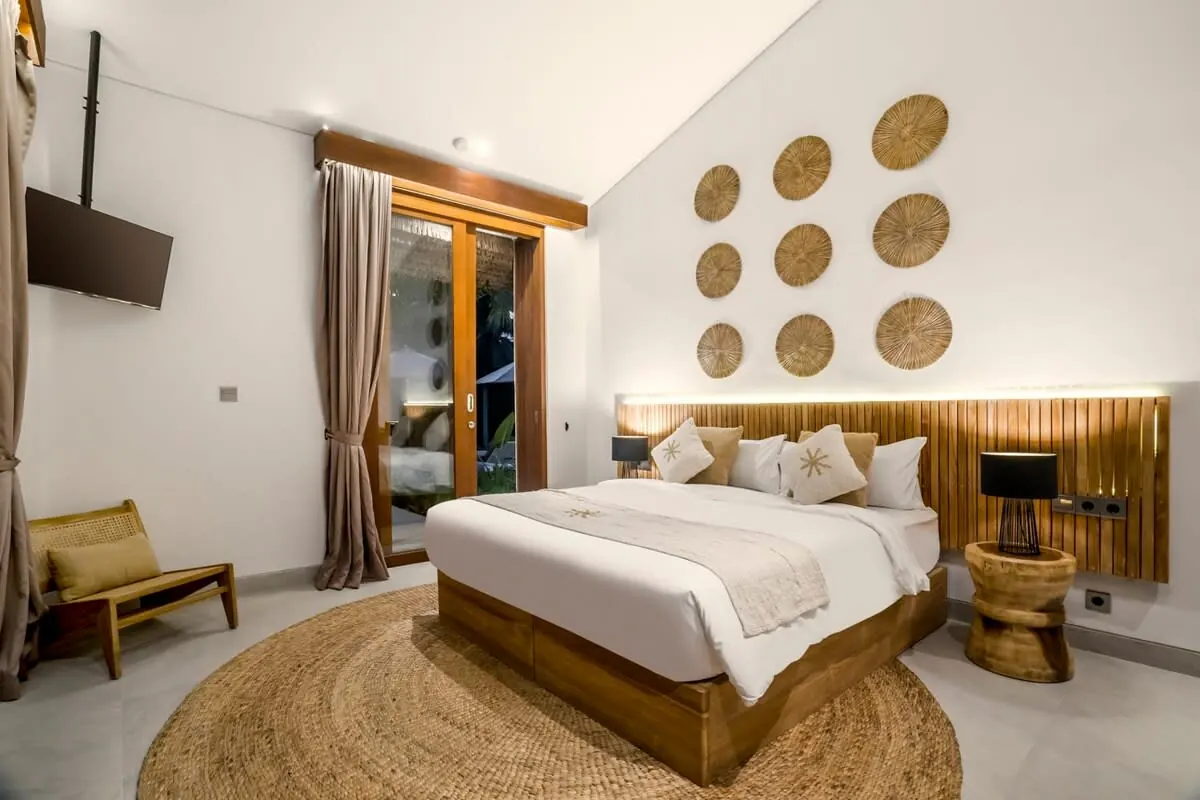 6 BR Thatched Tropical-Modern Villa Ubud — 6BR Villa Rental in Ubud — image 12