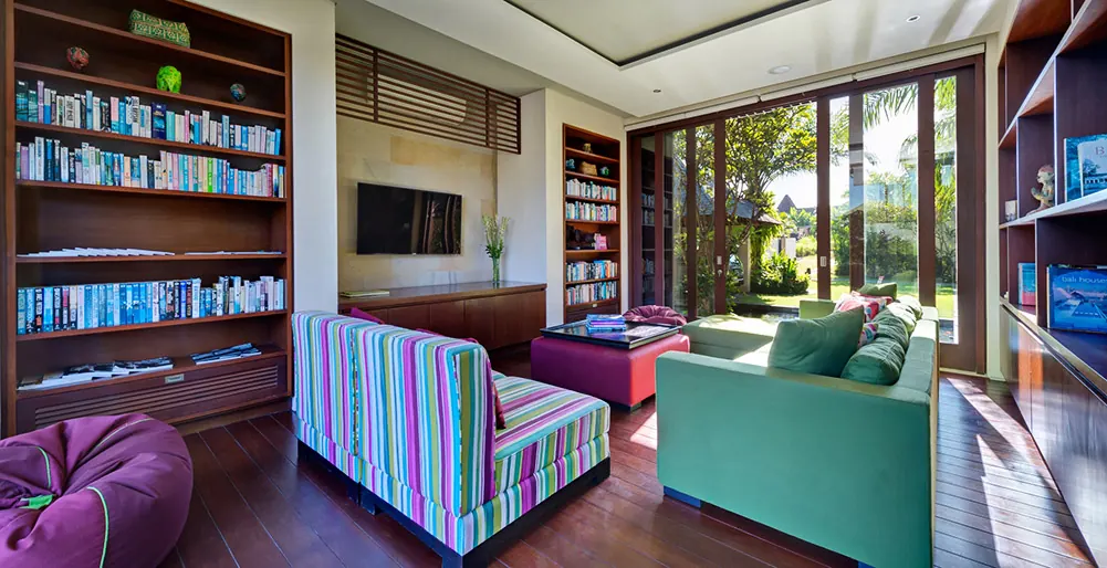 9 BR Contemporary Tropical Garden Estate Canggu — 9BR Estate Rental in Canggu — image 8
