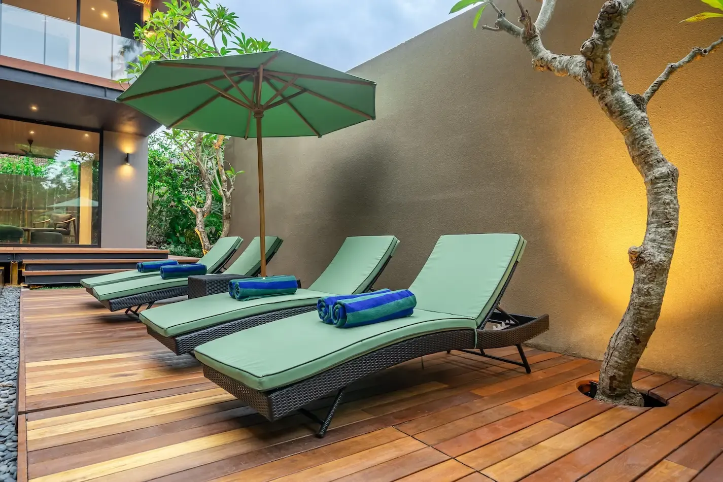 4 BR Fully Staffed Pool Retreat Seminyak — 4BR Villa Rental in Seminyak — image 12