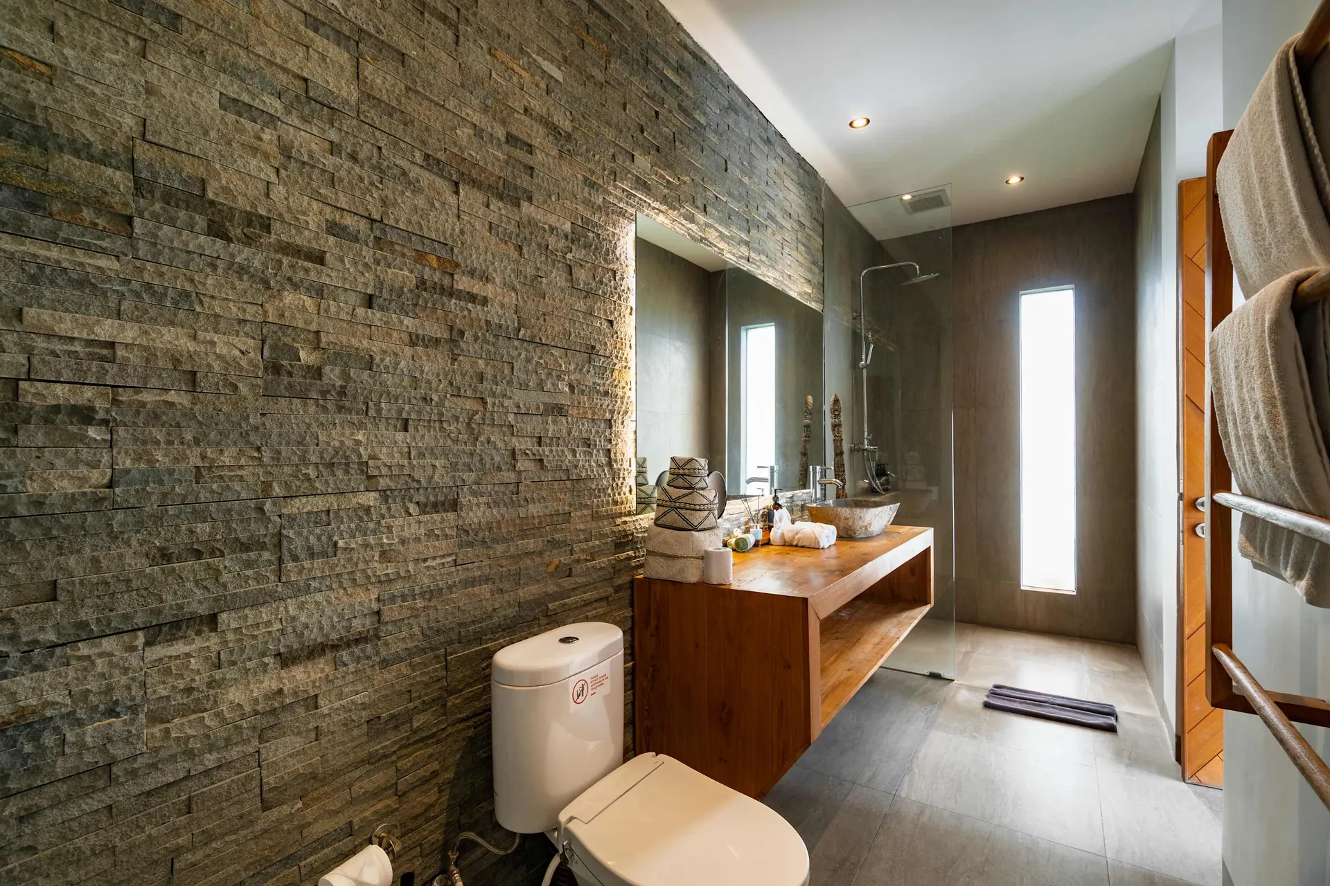 6 BR Jungle Contemporary Retreat Ubud — 6BR Villa Rental in Ubud — image 14