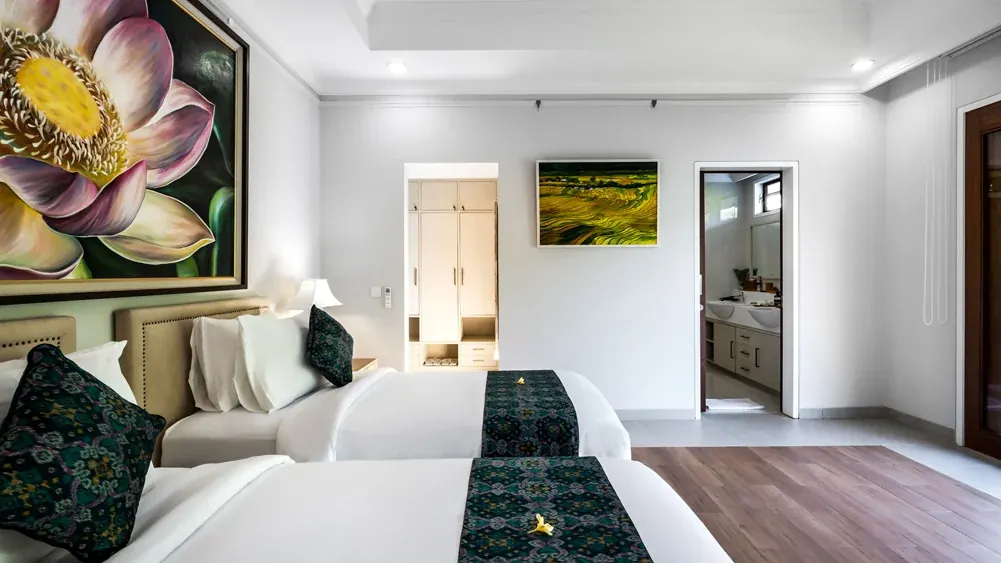 2 BR Tropical-Modern Garden Retreat Ubud — 2BR Villa Rental in Ubud — image 5