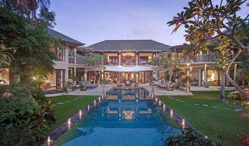 Villa 379 in batubelig — image 3