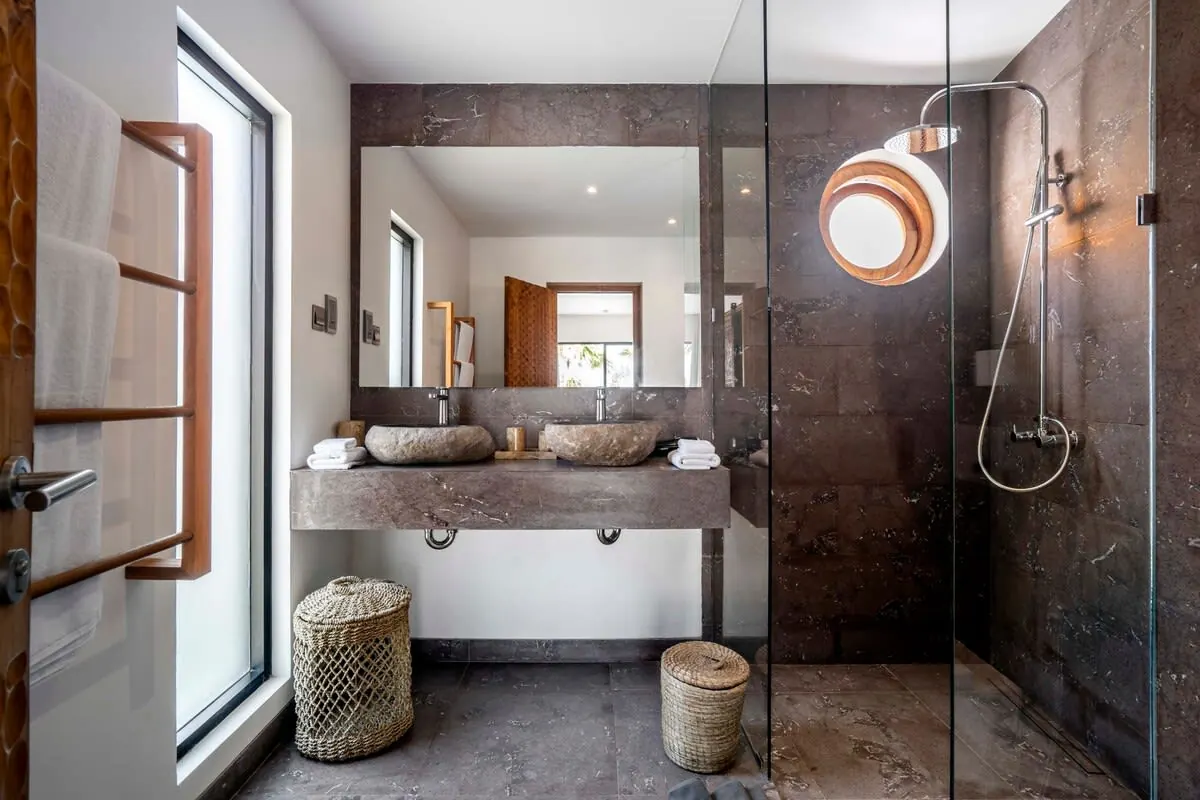 6 BR Rice-Field Modern Villa Ubud — 6BR Villa Rental in Ubud — image 11