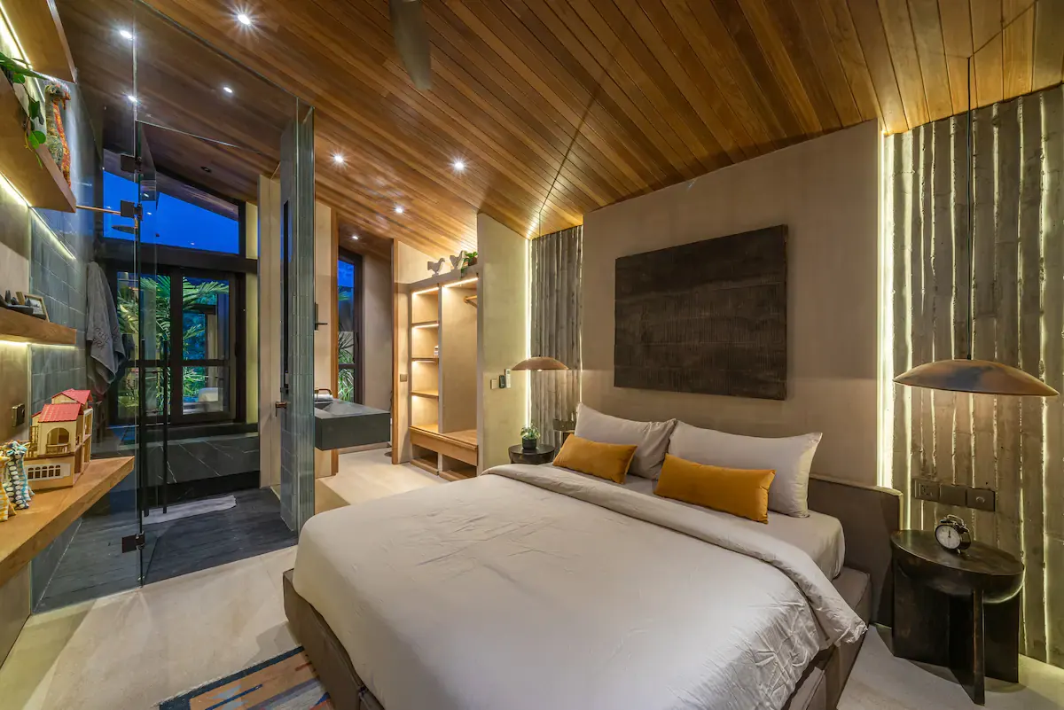 5 BR Tropical-Modern Tropical Garden Villa Canggu — 5BR Villa Rental in Pererenan — image 8