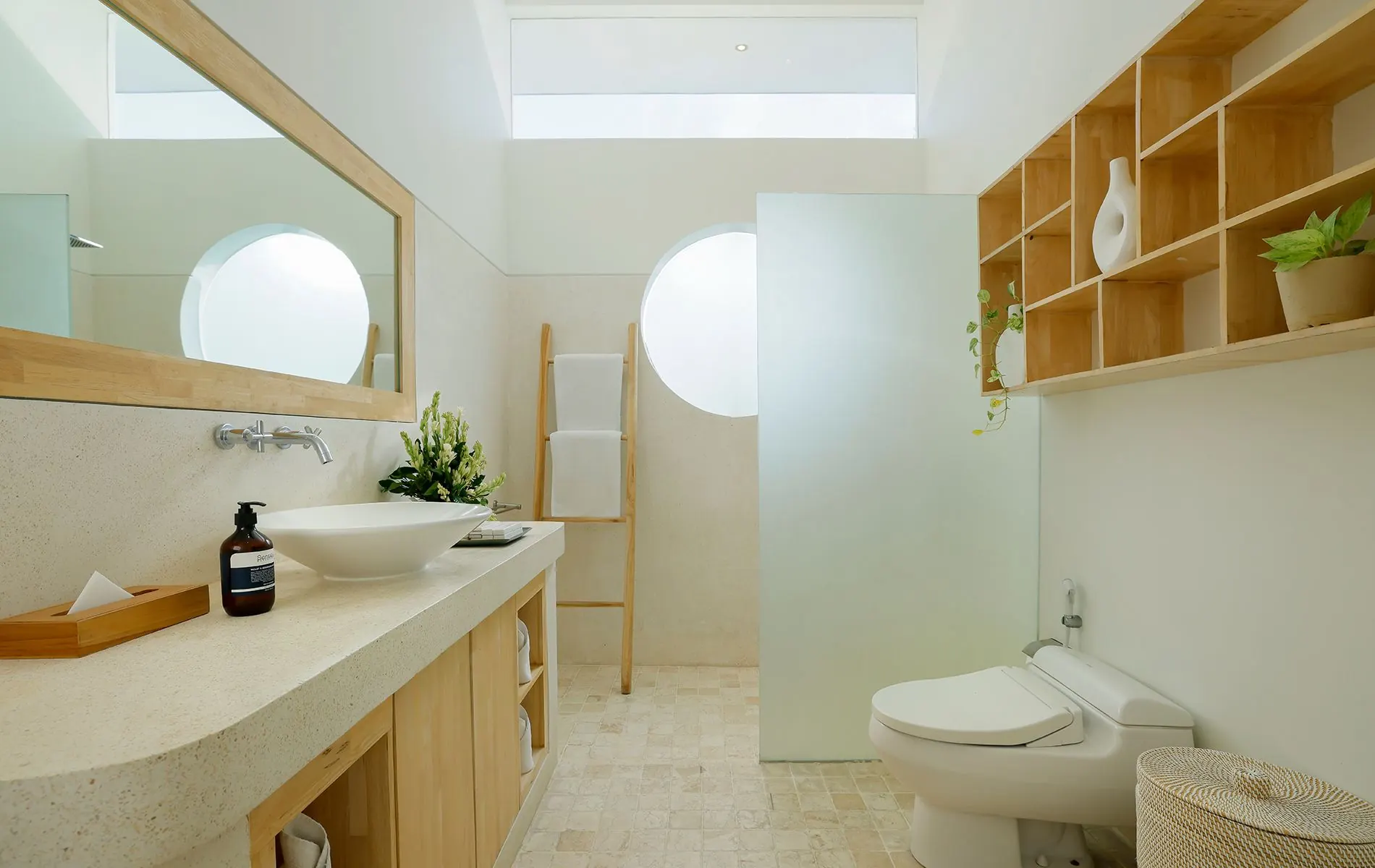 3 BR Tropical-Modern Courtyard Villa Sanur — 3BR Villa Rental in Sanur — image 12