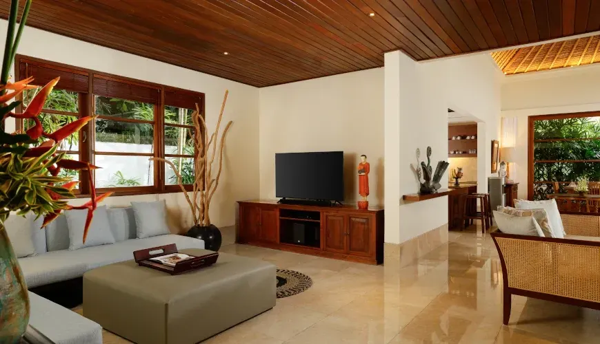 4 BR Tropical Garden Balinese Villa Jimbaran — 4BR Villa Rental in Jimbaran — image 4