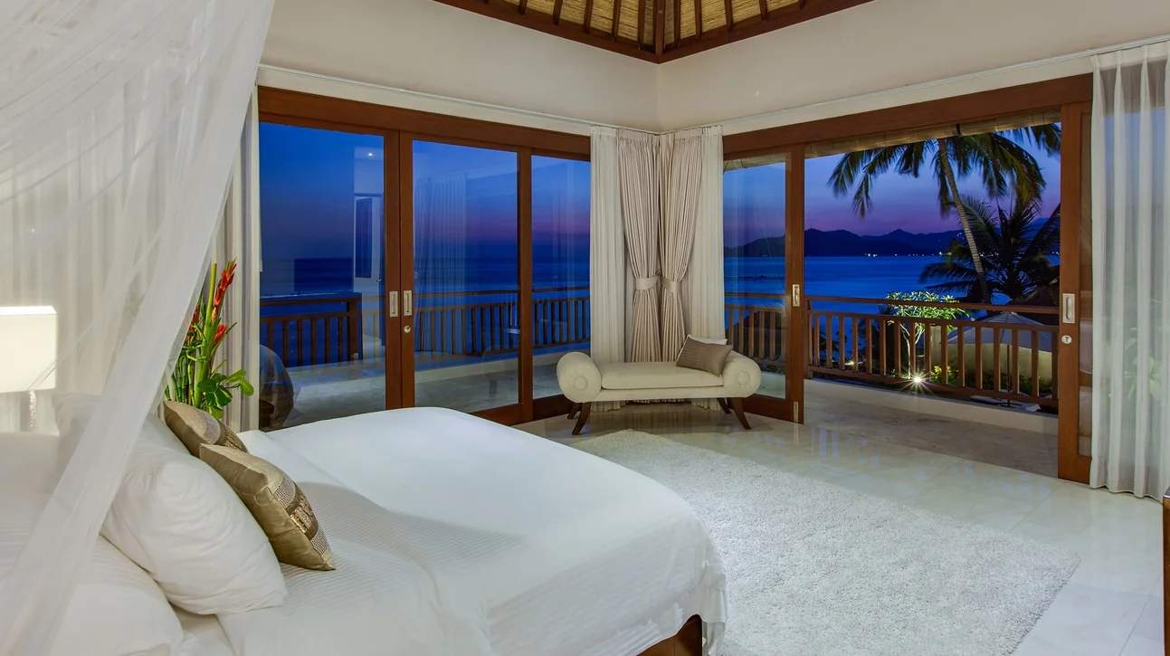 4 Bdr Luxury Beachfront Villa with Private Pool & Elevated Beach on Bali’s East Coast — image 12