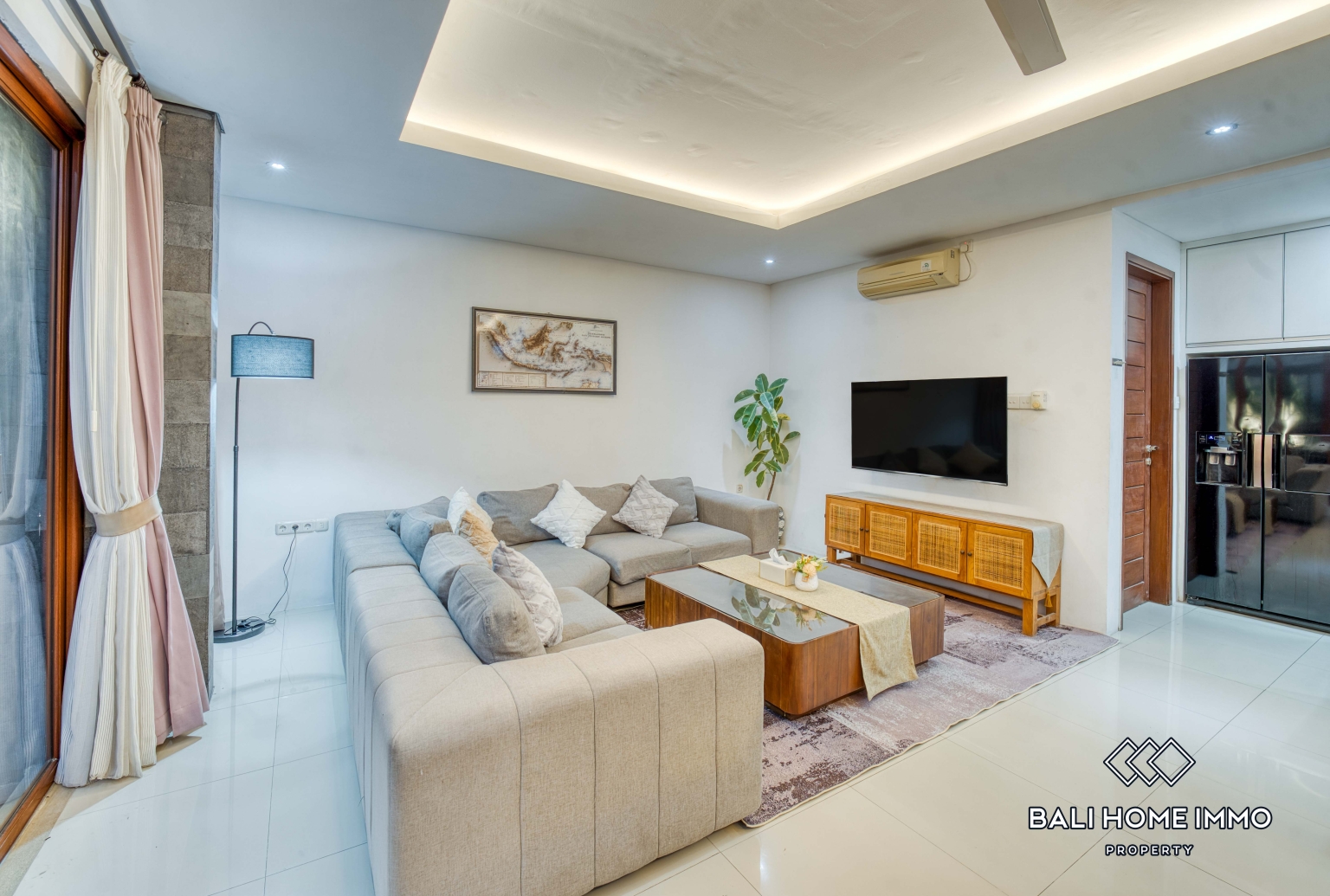4 Bedroom Family Villa For Rent In Canggu Berawa — image 3