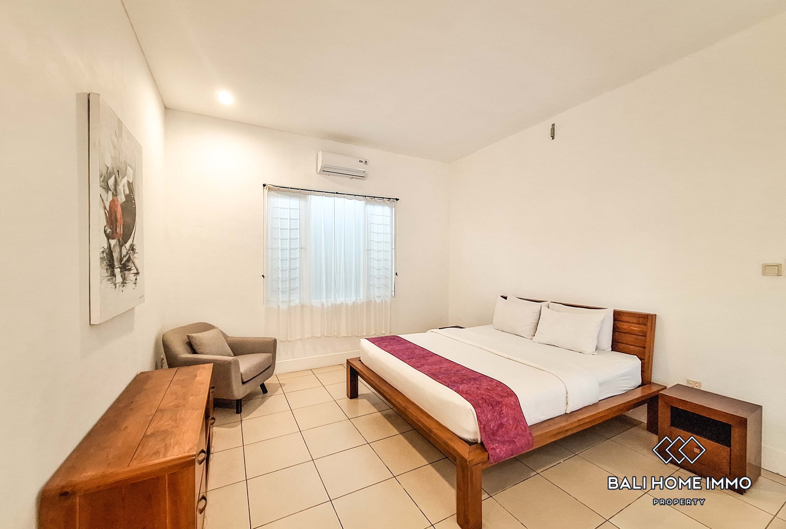 4 Bedroom Family Villa For Rent In Canggu Berawa — image 15