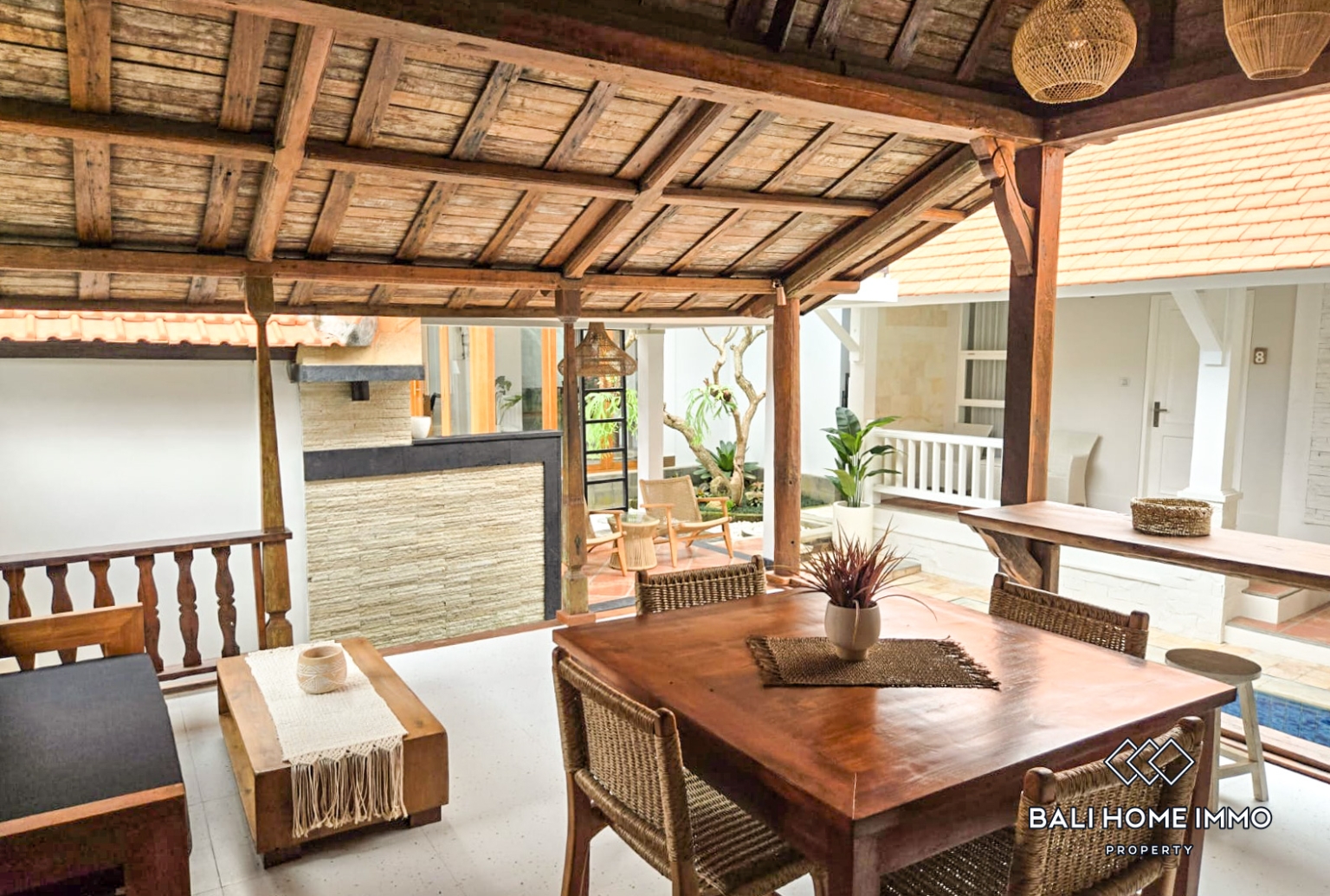 4 Bedroom Family Villa For Rent In Canggu Berawa — image 4