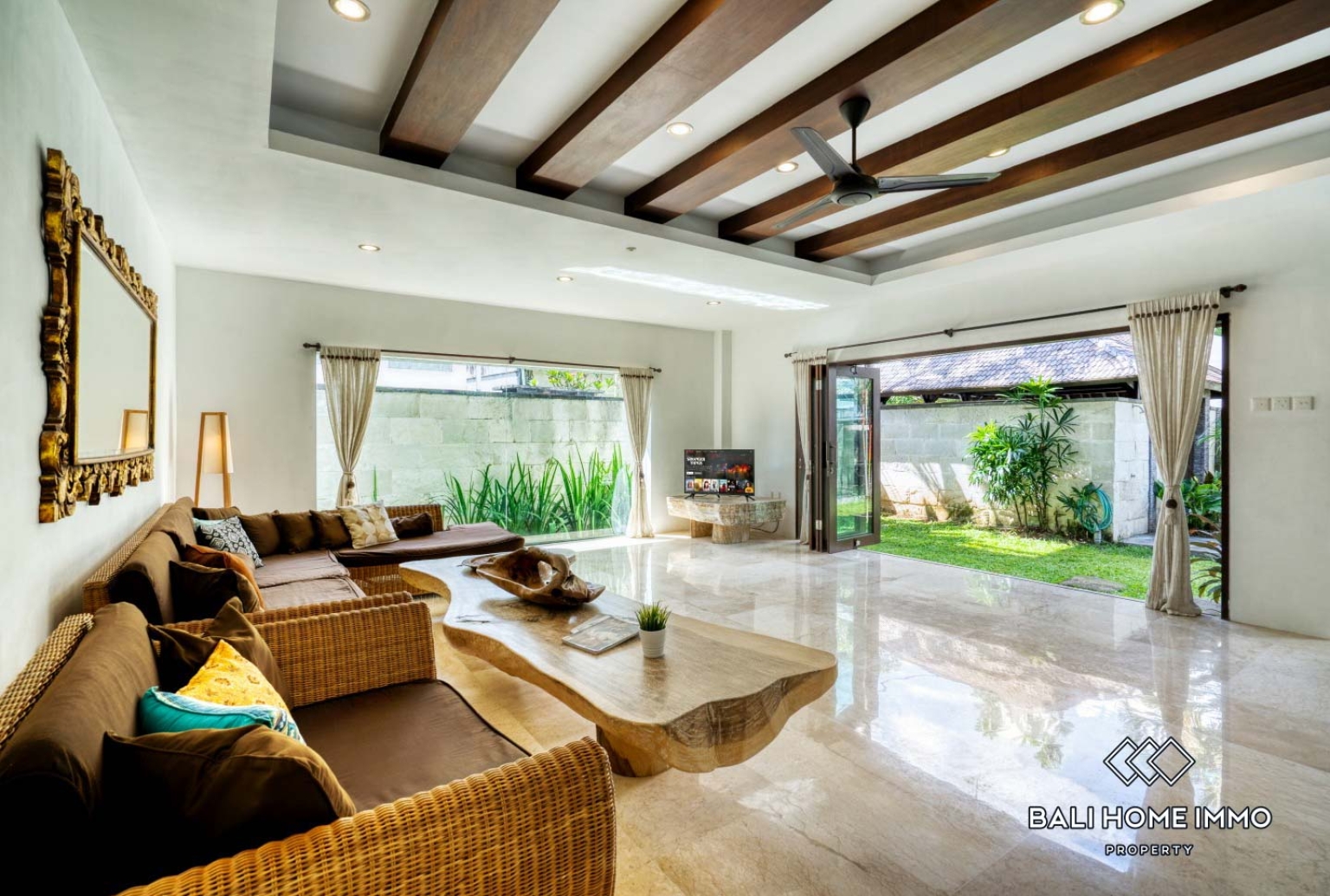 4 Bedroom Family Villa For Rent in Umalas — image 1