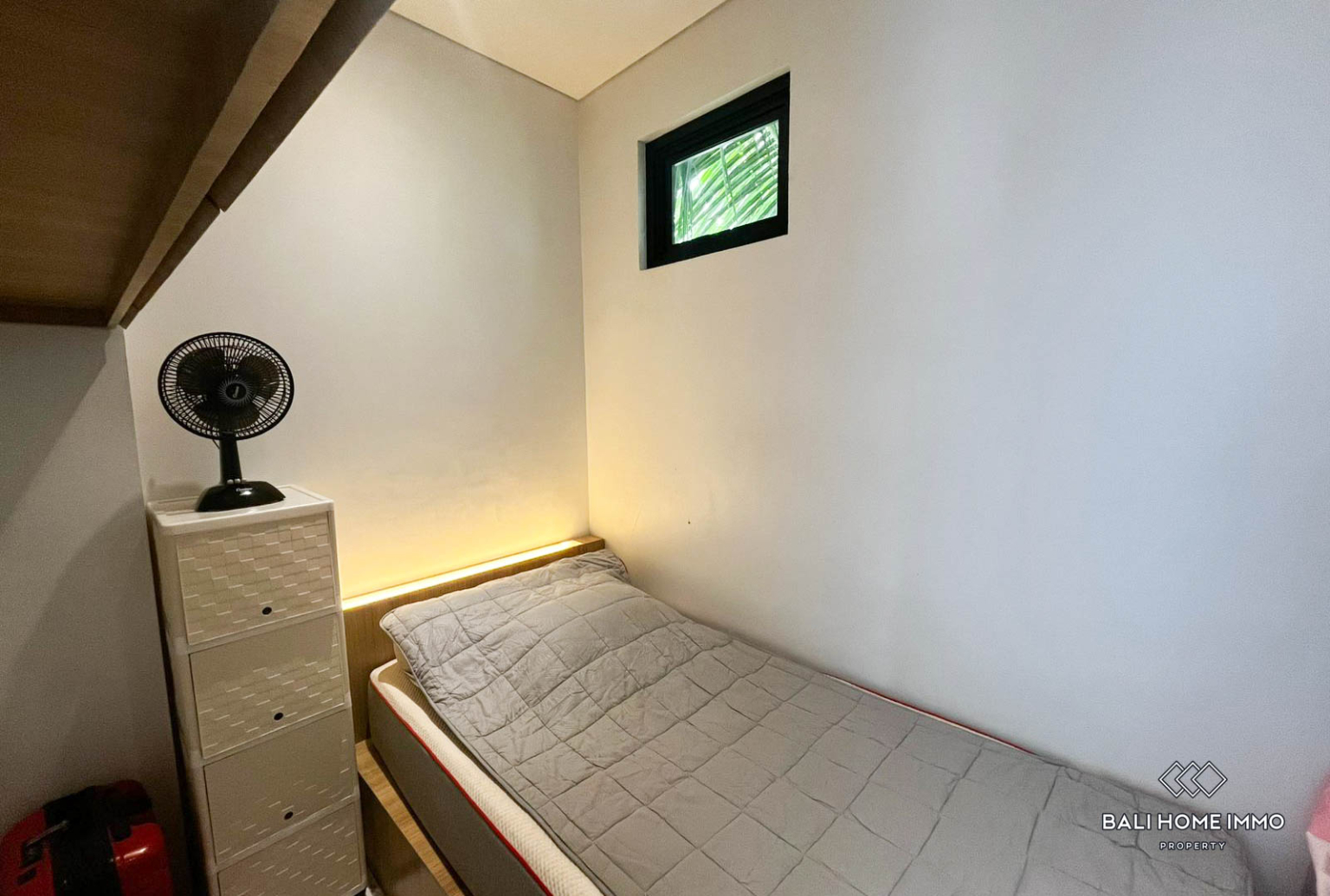 4 Bedroom family villa with office for yearly rent in Kedungu — image 10