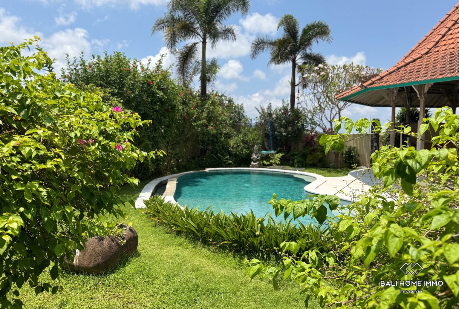 4 bedroom family villa with ricefield view for rent in Ubud — image 17