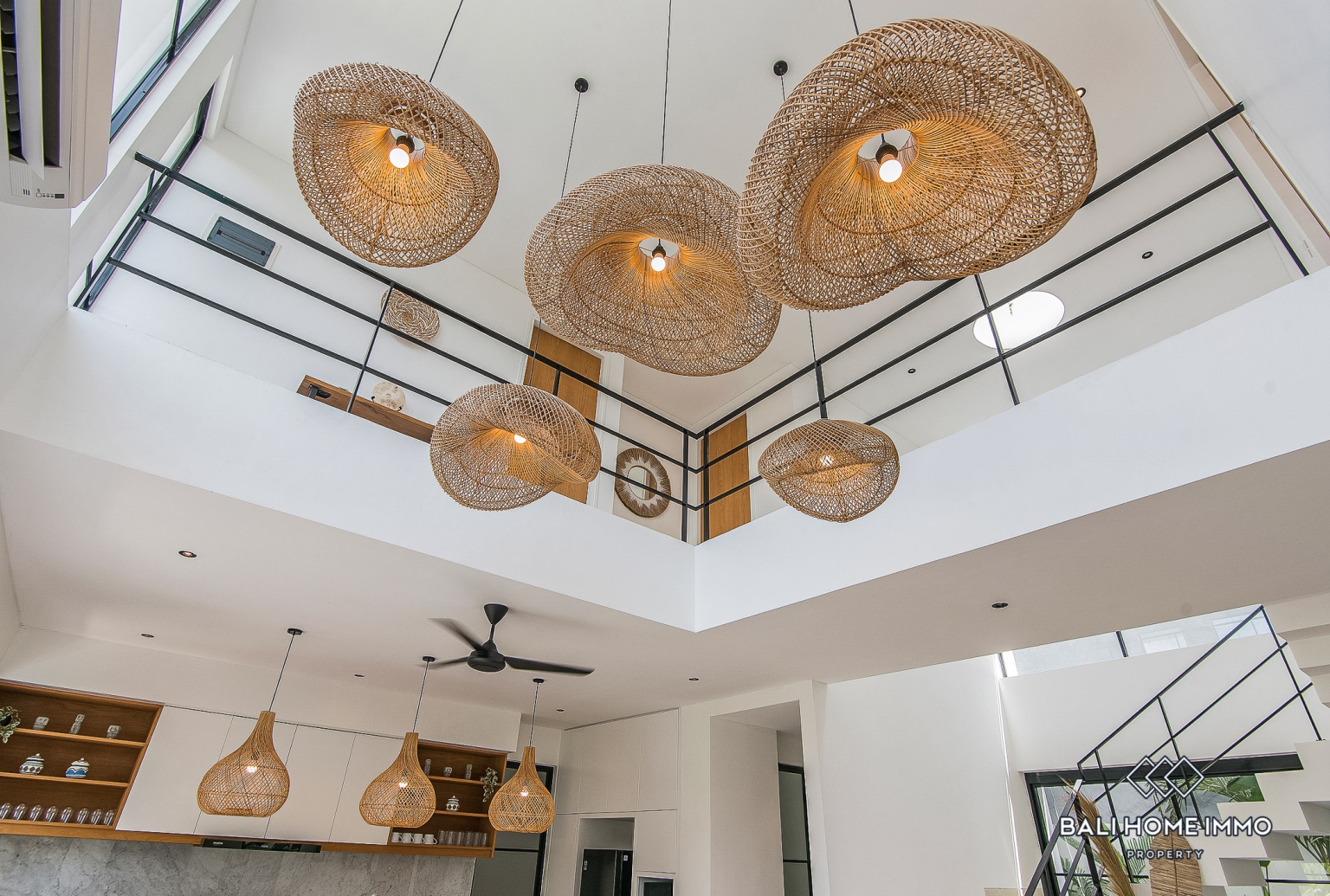 4 Bedroom Modern Designed Villa For Rent in Umalas — image 10