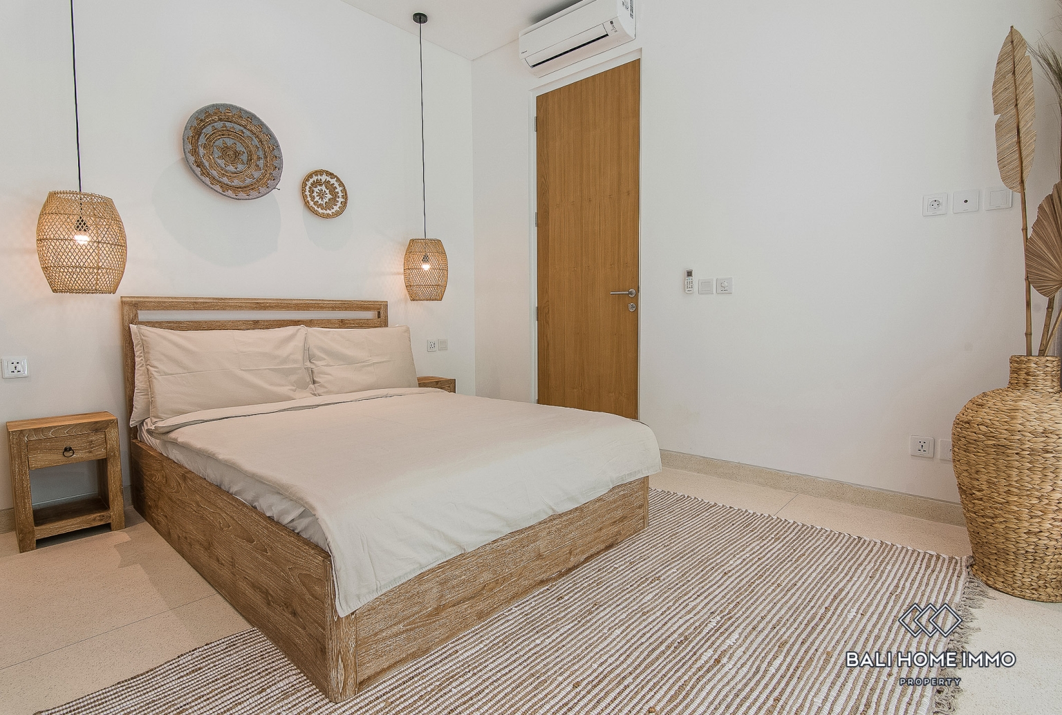 4 Bedroom Modern Designed Villa For Rent in Umalas — image 15
