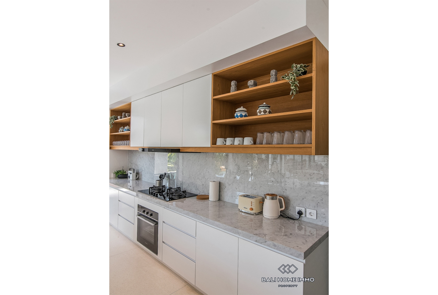 4 Bedroom Modern Designed Villa For Rent in Umalas — image 8