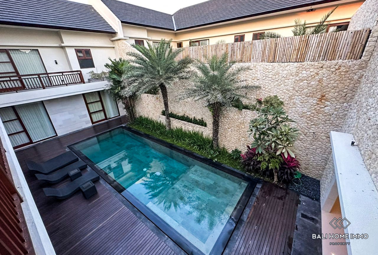 4 Bedroom Modern Villa For Rent in Batu Bolong Canggu — image 10